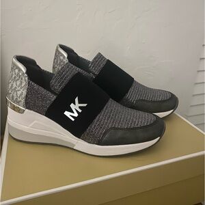 Michael Kors Felix Trainer Shoes size 7
